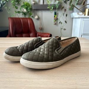 Green Casual Flats Womens Size 11